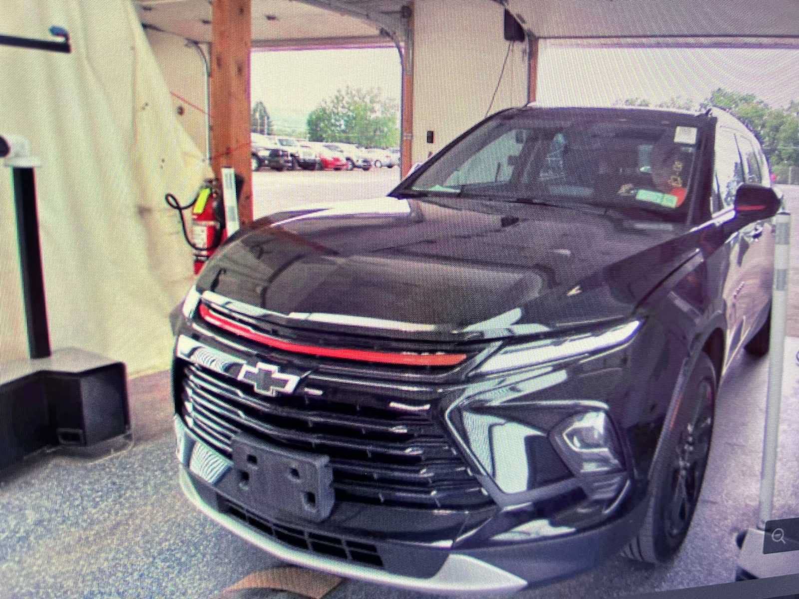 Used 2024 Chevrolet Blazer LT w/ Redline Edition AWD/4WD image 2