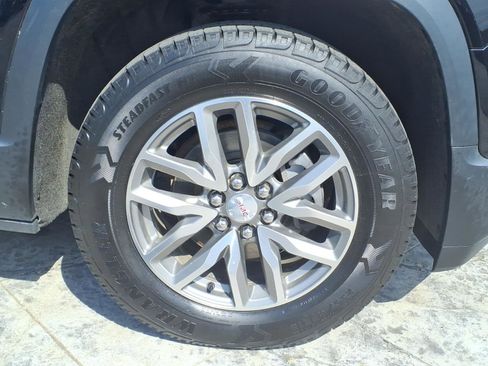 Used 2019 GMC Acadia SLE w/ Driver Alert Package I AWD/4WD image 6
