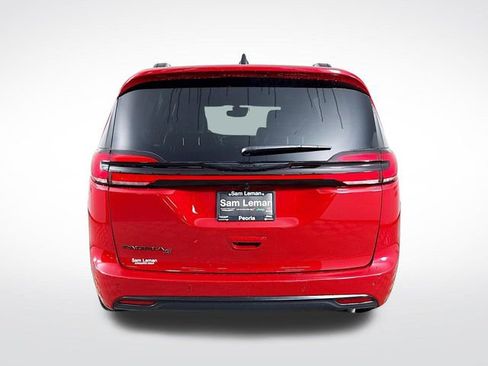 New 2026 Chrysler Pacifica Select w/ S Appearance Package image 6