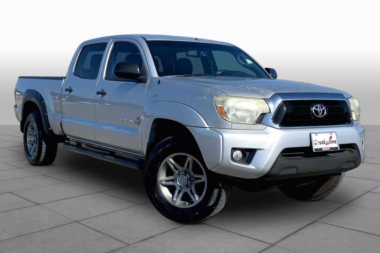 Used 2013 Toyota Tacoma PreRunner w/ SR5 Pkg RWD image 2