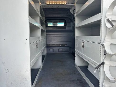 Used 2023 Mercedes-Benz Sprinter 2500 image 14
