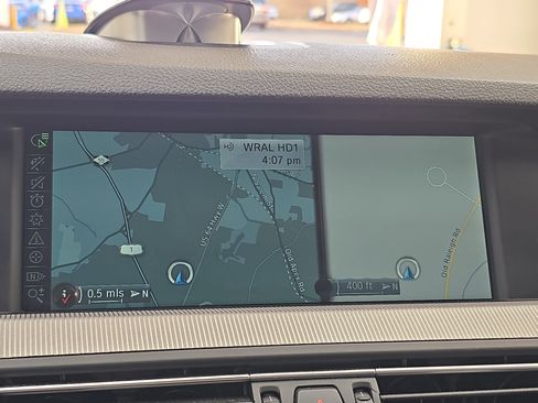 Used 2013 BMW M5 image 22