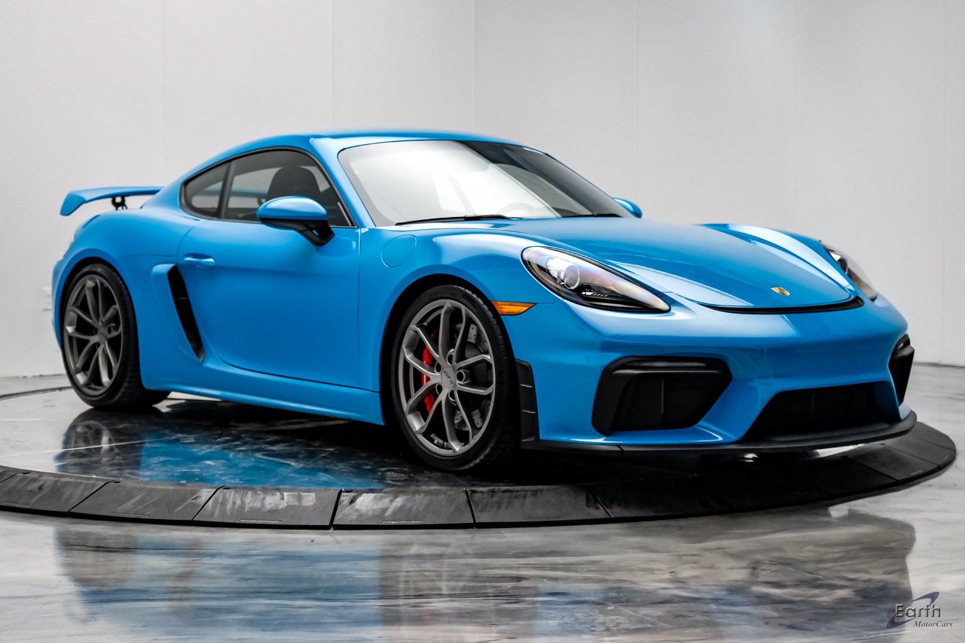 Used 2020 Porsche 718 Cayman GT4 RWD image 24