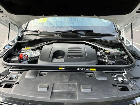 Used 2023 Land Rover Range Rover Sport SE AWD/4WD image 23