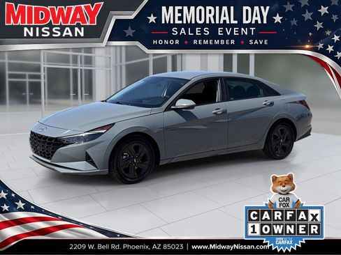 Used 2022 Hyundai Elantra SEL FWD image 1