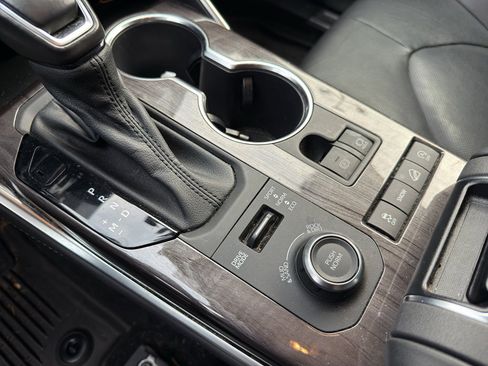 Used 2022 Toyota Highlander Platinum image 13