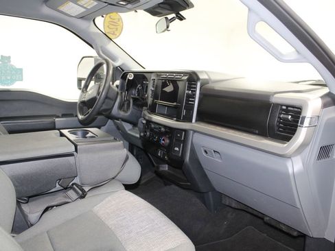 Used 2024 Ford F250 XLT image 31