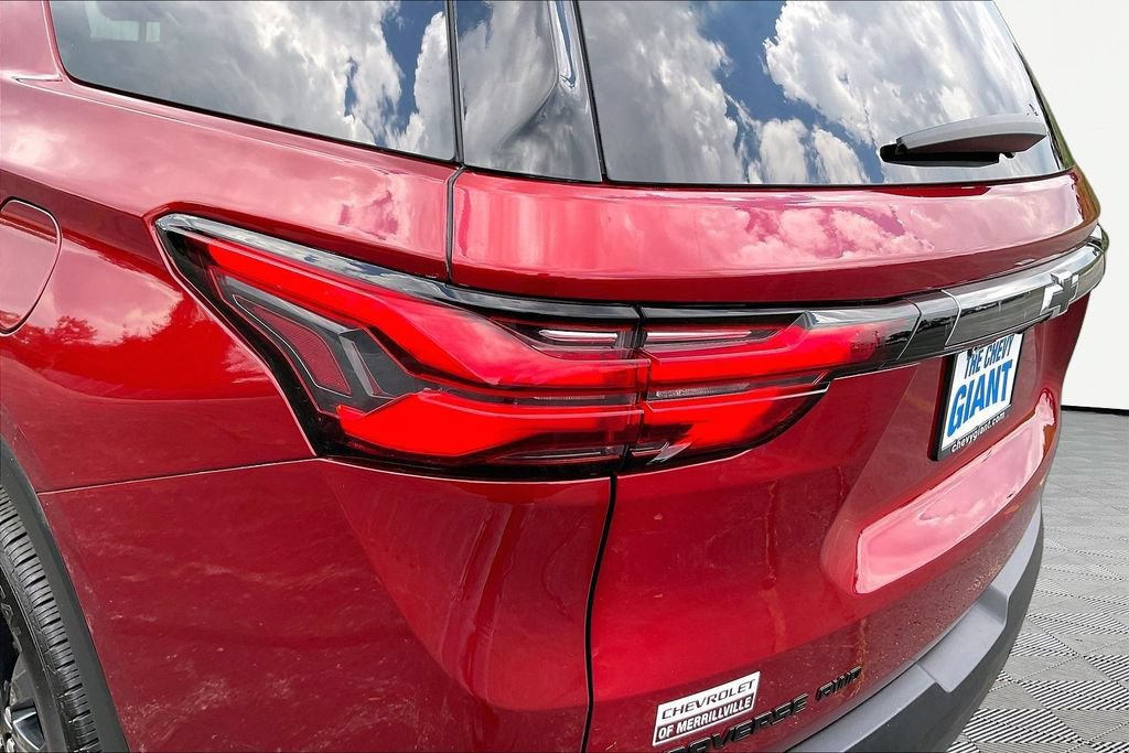 Used 2024 Chevrolet Traverse RS w/ LPO, Floor Liner Package AWD/4WD image 26