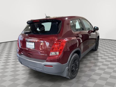 Used 2016 Chevrolet Trax LS w/ LPO, Protection Package FWD image 7