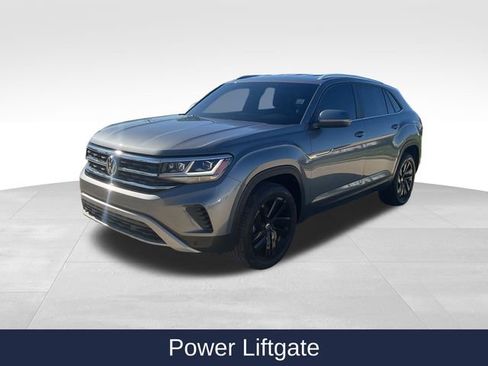 Used 2023 Volkswagen Atlas Cross Sport SE w/ Black Wheel Package image 5