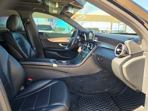 Used 2018 Mercedes-Benz C 300 4MATIC Sedan image 28