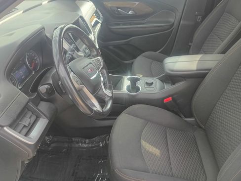 Used 2020 GMC Terrain SLE image 10