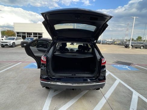 Used 2020 Chevrolet Equinox LT image 10