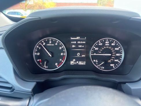 Used 2024 Subaru Crosstrek 2.0i Premium image 15