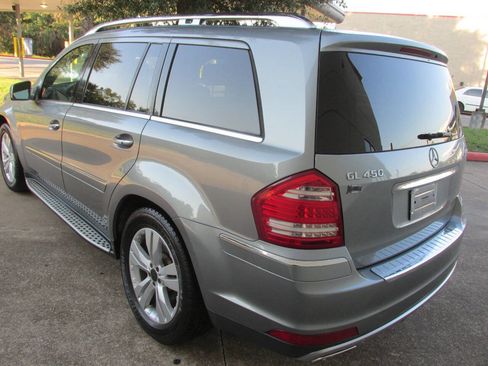 Used 2011 Mercedes-Benz GL 450 4MATIC image 5