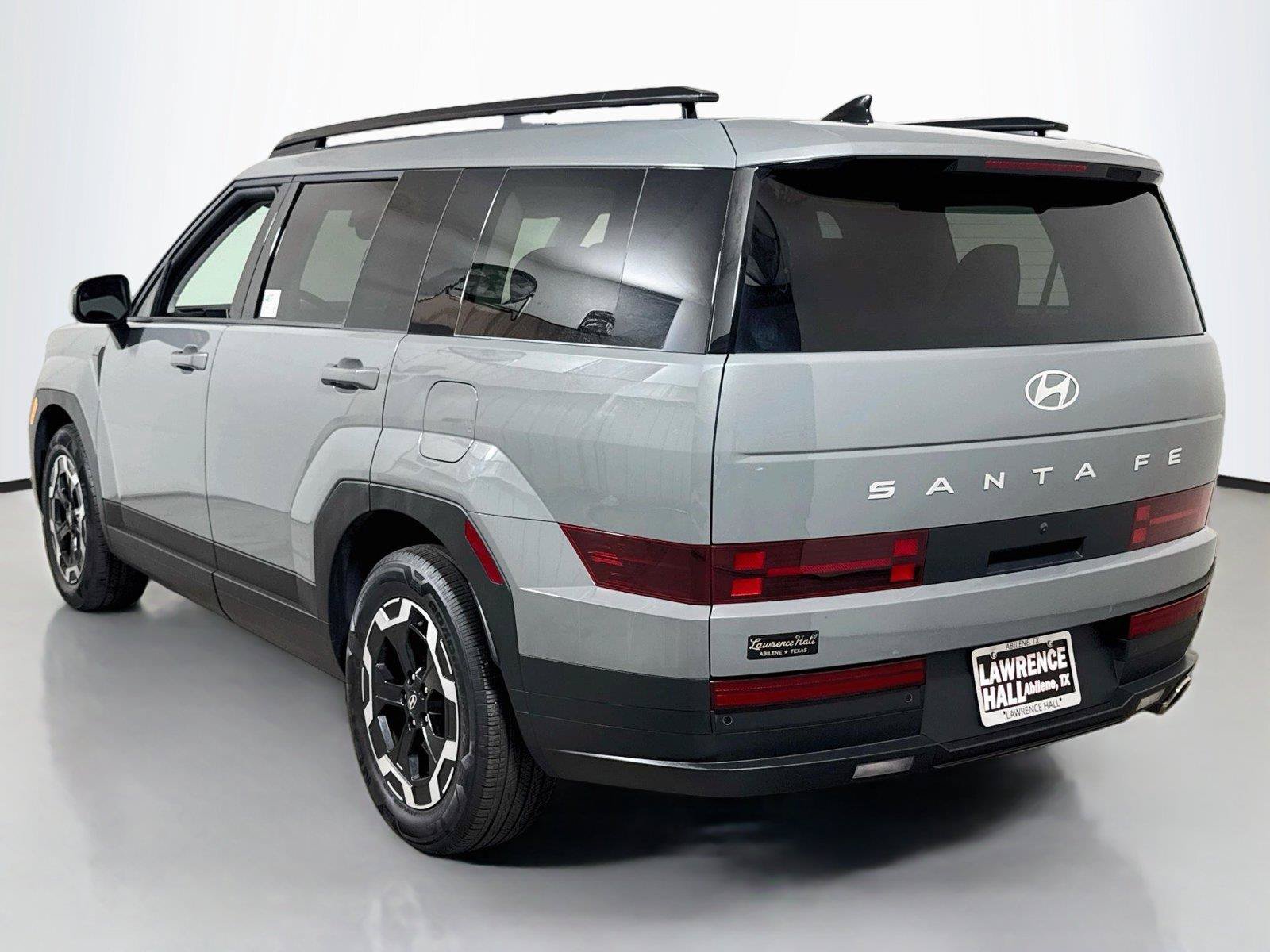 Used 2026 Hyundai Santa Fe SEL FWD image 6