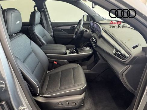 Used 2025 Buick Enclave Sport Touring FWD image 24