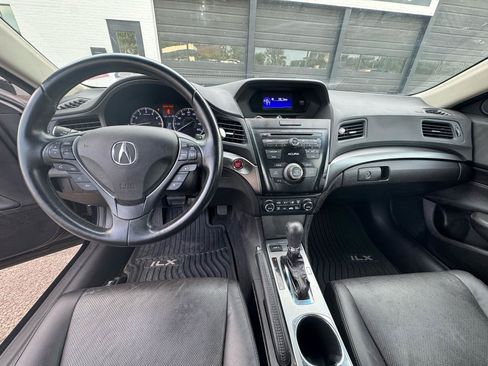 Used 2015 Acura ILX w/ Premium Package FWD image 15