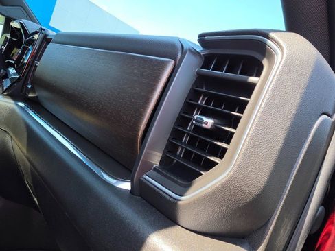 Used 2023 Chevrolet Silverado 1500 High Country AWD/4WD image 17