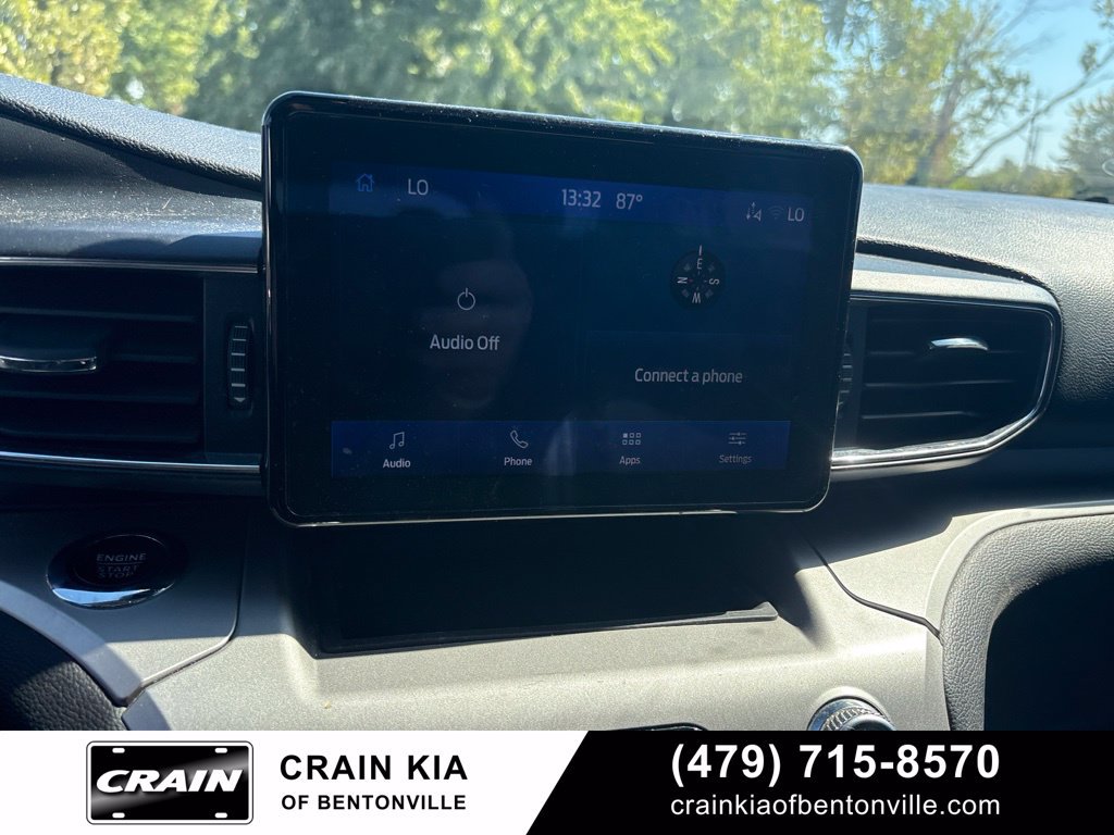 Used 2022 Ford Explorer XLT w/ Equipment Group 202A AWD/4WD image 15