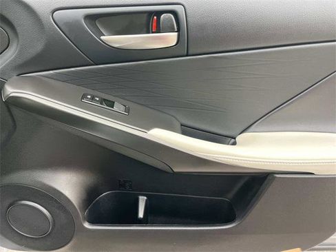 Certified 2025 Lexus IS 350 F Sport image 26