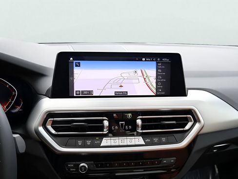 Certified 2024 BMW X3 xDrive30i w/ Convenience Package image 24