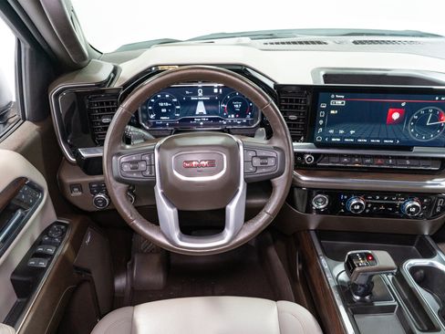 Used 2023 GMC Sierra 1500 SLT w/ SLT Convenience Package AWD/4WD image 12