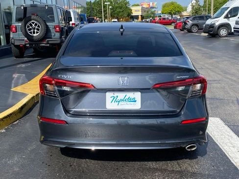 Used 2024 Honda Civic Sport image 8