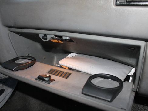 Used 1993 Volkswagen Eurovan MV FWD image 20
