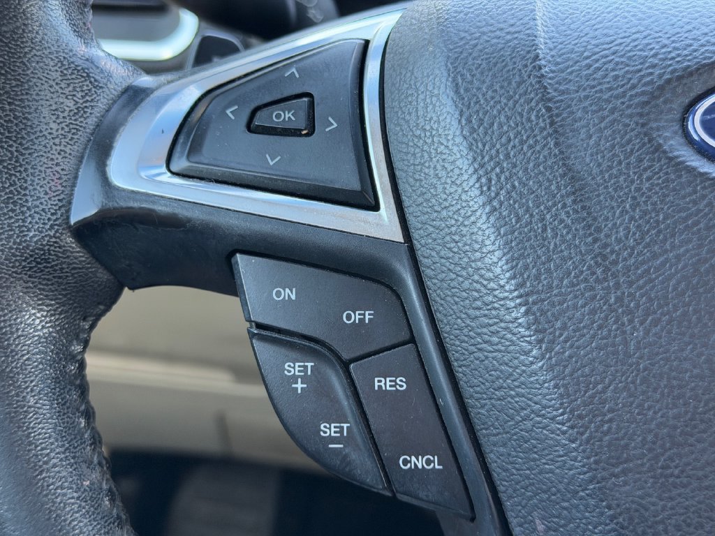 Used 2018 Ford Edge Titanium w/ Equipment Group 301A FWD image 13