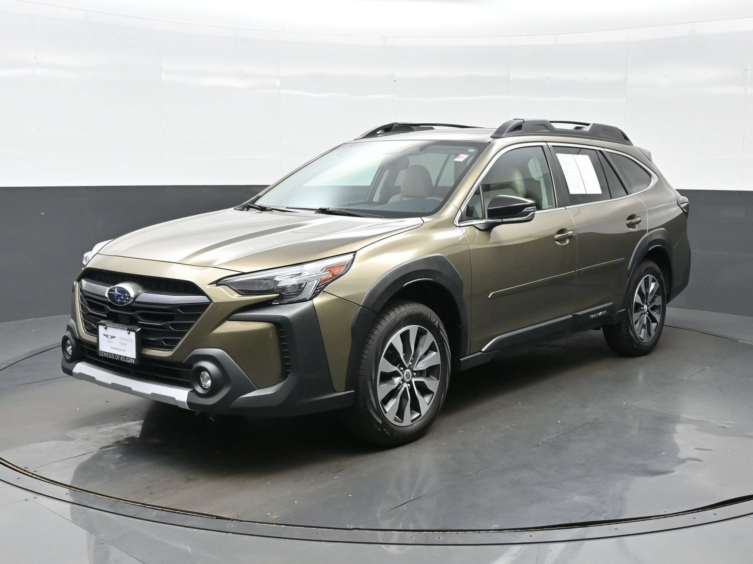 Used 2024 Subaru Outback Limited AWD/4WD image 2