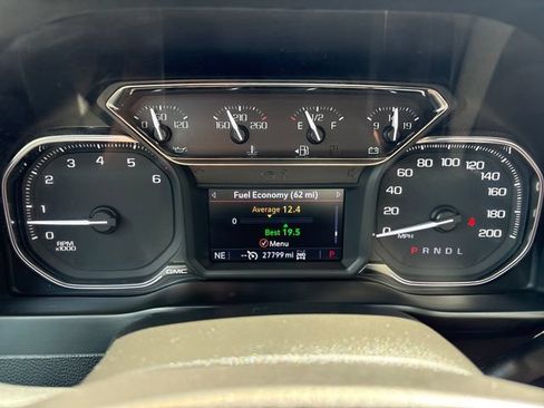 Used 2022 GMC Sierra 2500 AT4 w/ AT4 Preferred Package AWD/4WD image 13