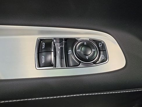 Used 2020 Chevrolet Corvette Stingray Preferred Cpe w/ 2LT Preferred Equipment Group RWD image 19