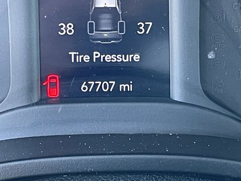 Used 2019 RAM 1500 Big Horn image 15