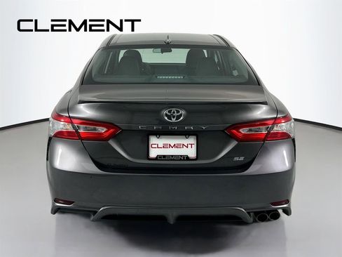 Used 2020 Toyota Camry SE image 7
