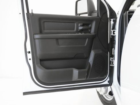 Used 2024 RAM 3500 Tradesman image 14