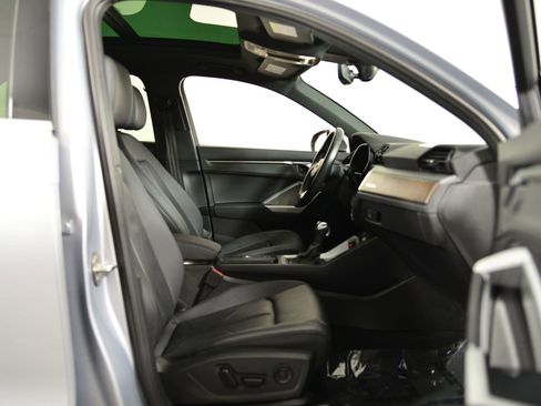 Certified 2022 Audi Q3 2.0T Premium w/ Convenience Package image 19