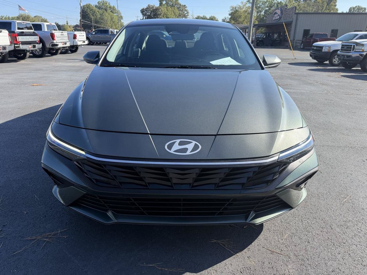 Used 2024 Hyundai Elantra SEL FWD image 7