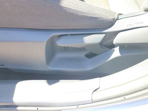 Used 2025 Toyota Camry LE image 19