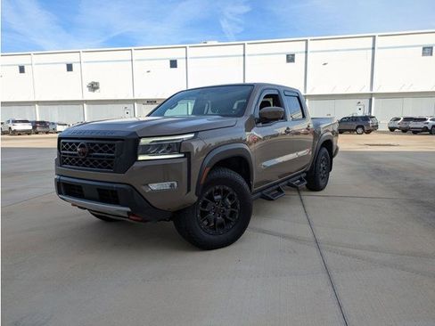 Used 2024 Nissan Frontier PRO-4X w/ Pro Premium Package image 1