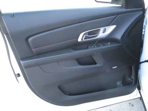 Used 2017 GMC Terrain SLE w/ Nightfall Package FWD image 14