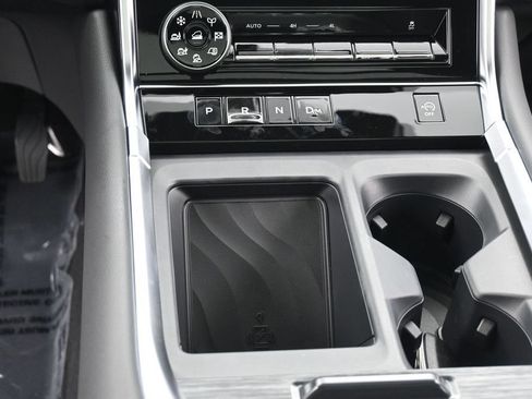 New 2026 Nissan Armada Platinum AWD/4WD image 24
