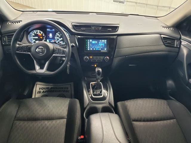 Used 2018 Nissan Rogue S AWD/4WD image 10