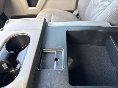 Used 2018 Ford F150 XLT w/ Equipment Group 302A Luxury AWD/4WD image 40