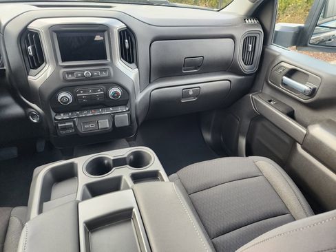 New 2026 Chevrolet Silverado 2500 Custom w/ Custom Value Package image 21