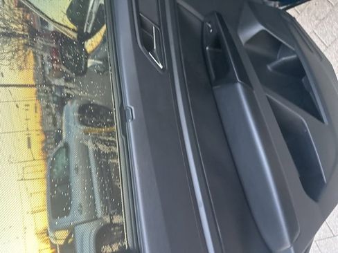 Used 2020 Volkswagen Atlas SE w/ Panoramic Sunroof Package image 19