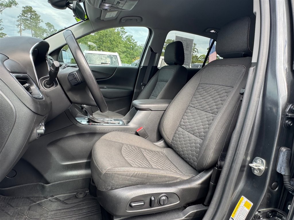 Used 2020 Chevrolet Equinox LT FWD image 18
