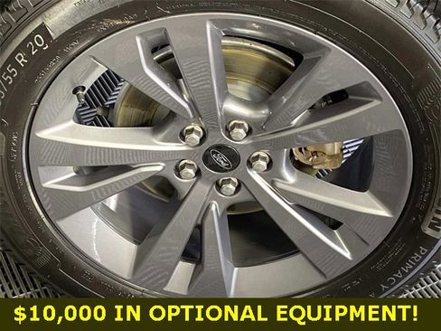 Used 2022 Ford Explorer XLT w/ Equipment Group 202A image 34