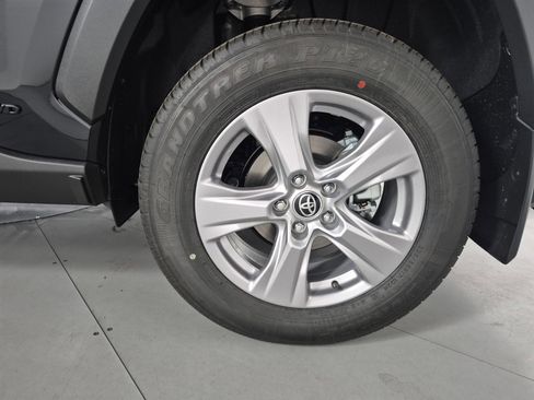 New 2025 Toyota RAV4 XLE image 11