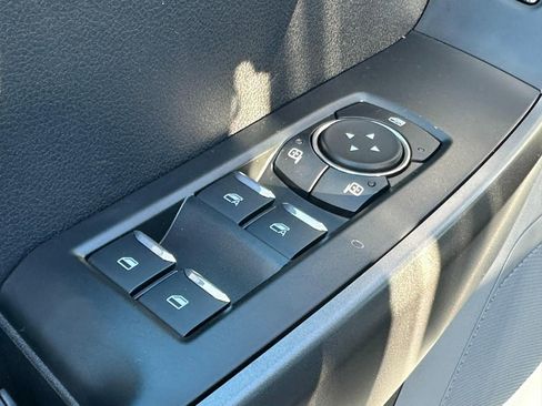 New 2026 Ford F250 XLT w/ FX4 Off-Road Package image 9